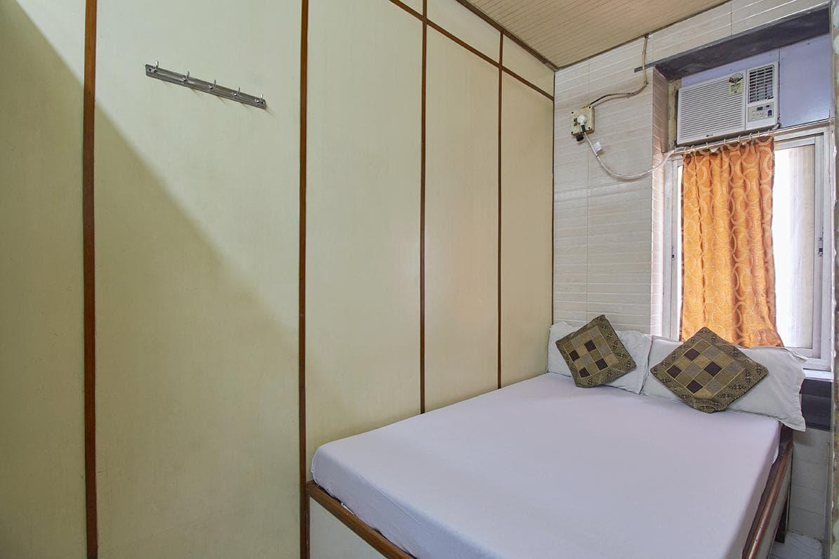 מומביי Plaza Guest House מראה חיצוני תמונה